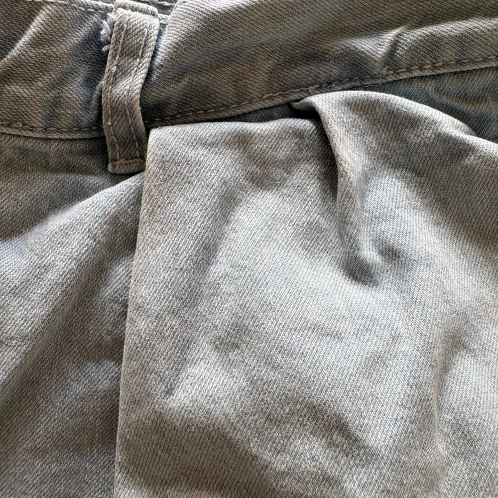 BDG Urban Outfitters Pleated Light Wash Denim Jeans‎ 34 30 Relaxed Fit